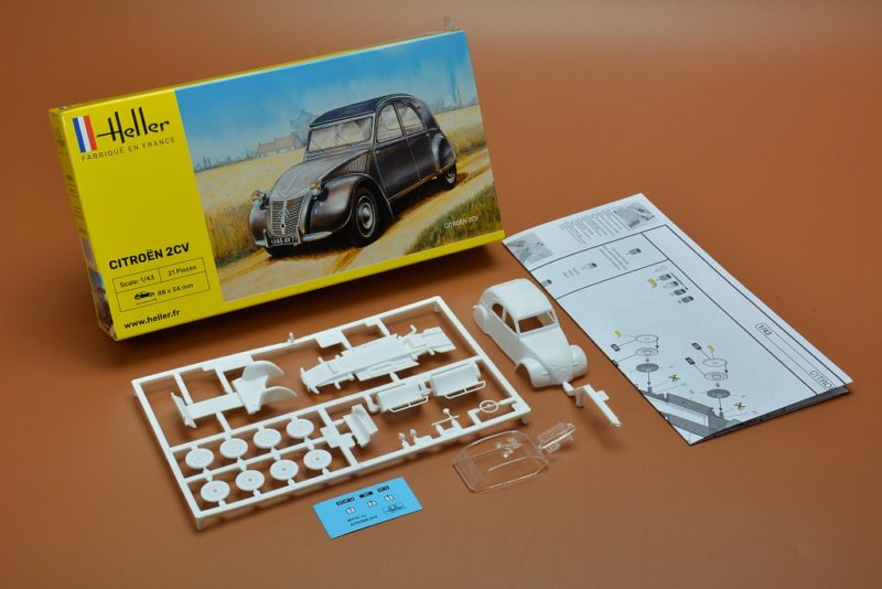 Maquette à Monter Citroën 2CV - Échelle 1/43 - Heller Référence 80175 - Neuf En Boîte