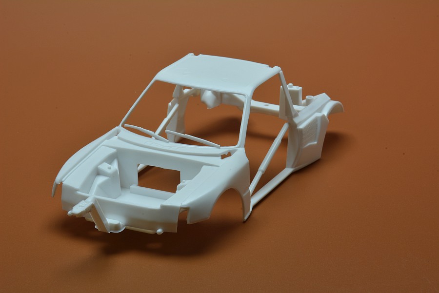 Maquette Heller 1/24 - Peugeot 205 EV.2 - 30e Tour De Corse 1986 - Boîte Neuve