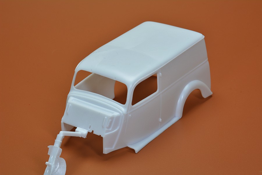Maquette Heller 1/24 Mercedes 170 V Berline - Kit N°725 - Model Kit 1983 Neuf