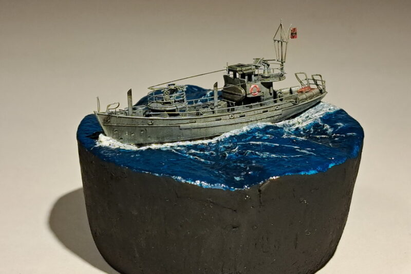 Kriegsfischkutter Kitchecker Modell Journal