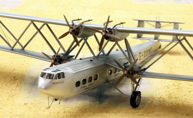 Handley Page H.P.42 Heracles Kitchecker Modell Journal